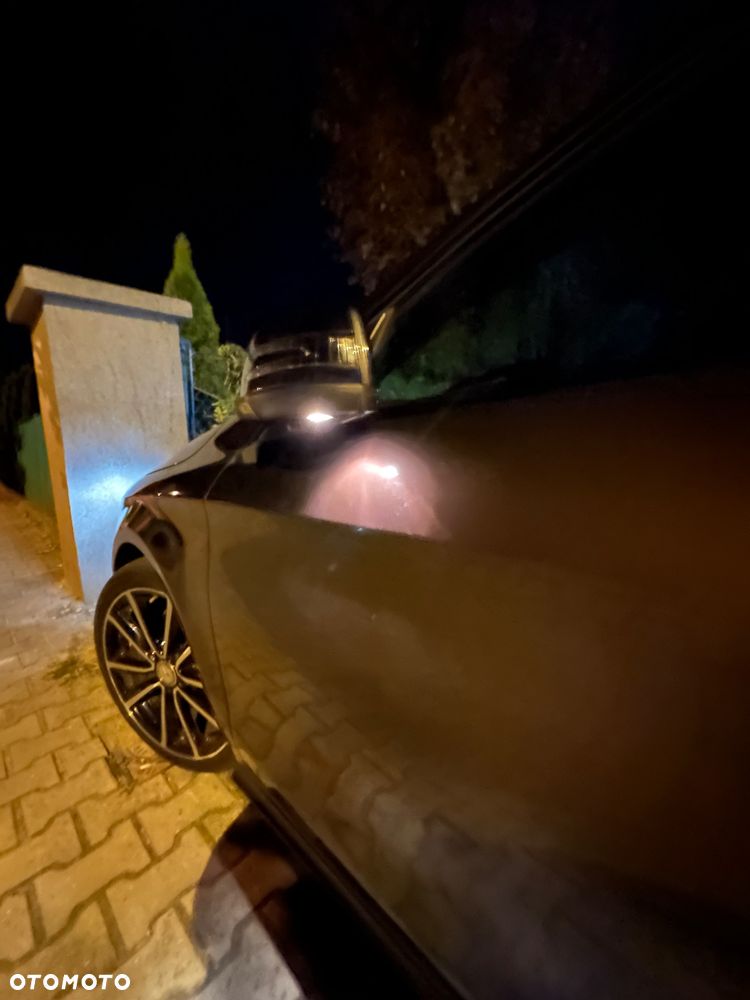 Mercedes-Benz CLA 200 Urban - 9