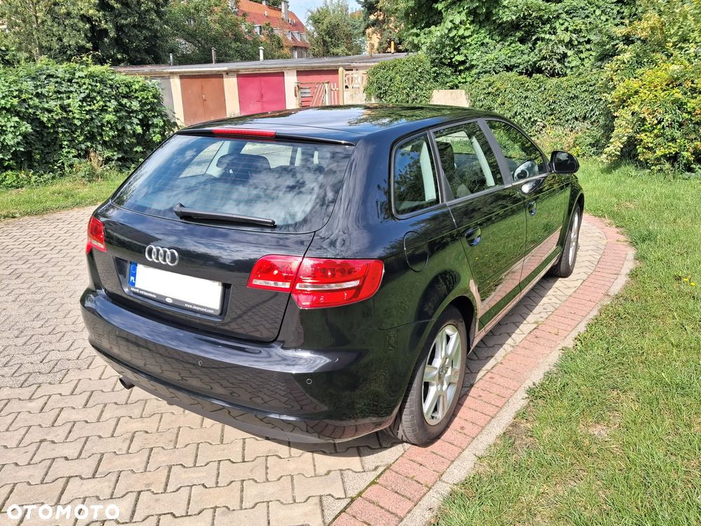Audi A3 Sportback - 4