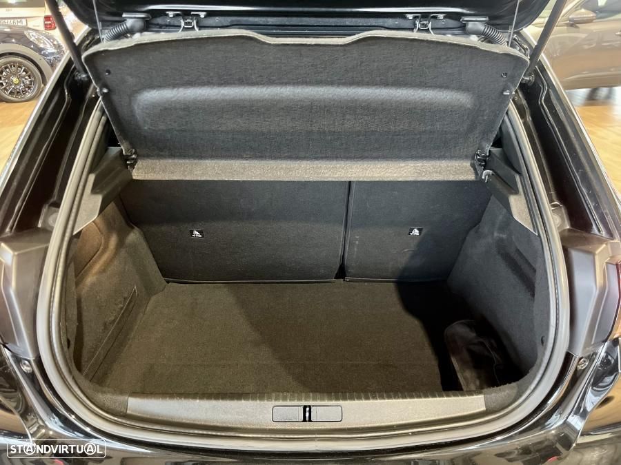 Peugeot 208 BlueHDi 100 GT - 30