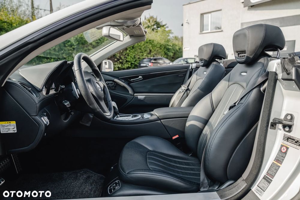 Mercedes-Benz SL - 8