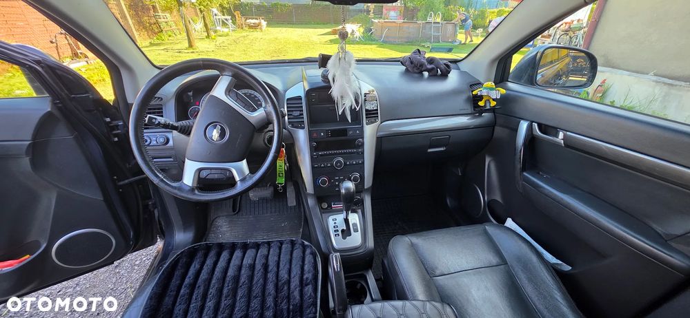 Chevrolet Captiva 3.2 LT high - 10