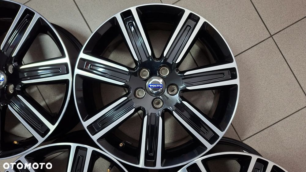 Felgi Aluminiowe 18 Volvo XC 60 5x108 ET 55 - 8