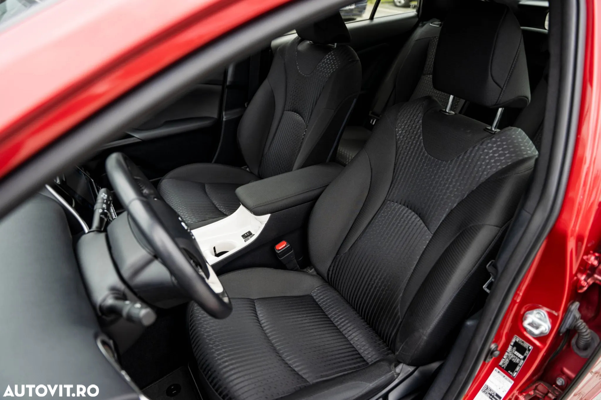 Toyota Prius Hybrid Comfort - 13