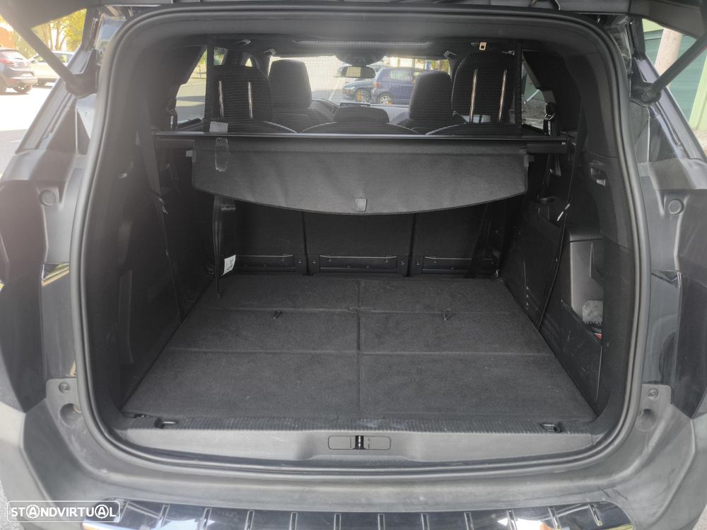 Peugeot 5008 1.5 BlueHDi GT Line J19 EAT8 - 12