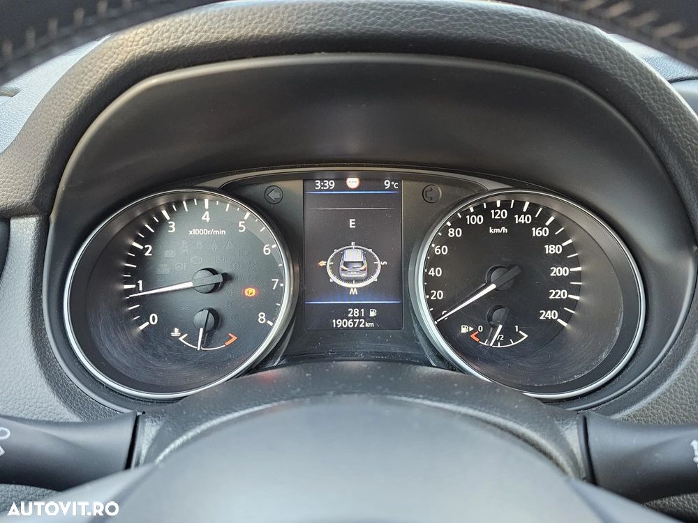 Nissan Qashqai 1.3 DIG-T TEKNA - 21