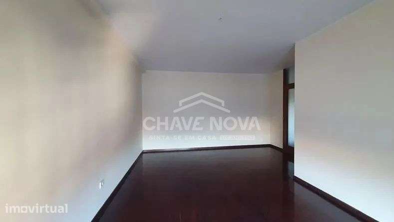 T2 c/ Lugar de Garagem em Jovim (Gondomar) - Grande imagem: 5/11