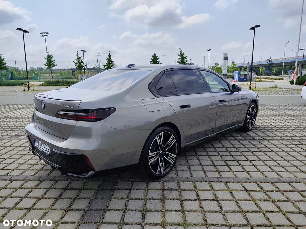 BMW Seria 7 750e PHEV xDrive M Sport sport - 2