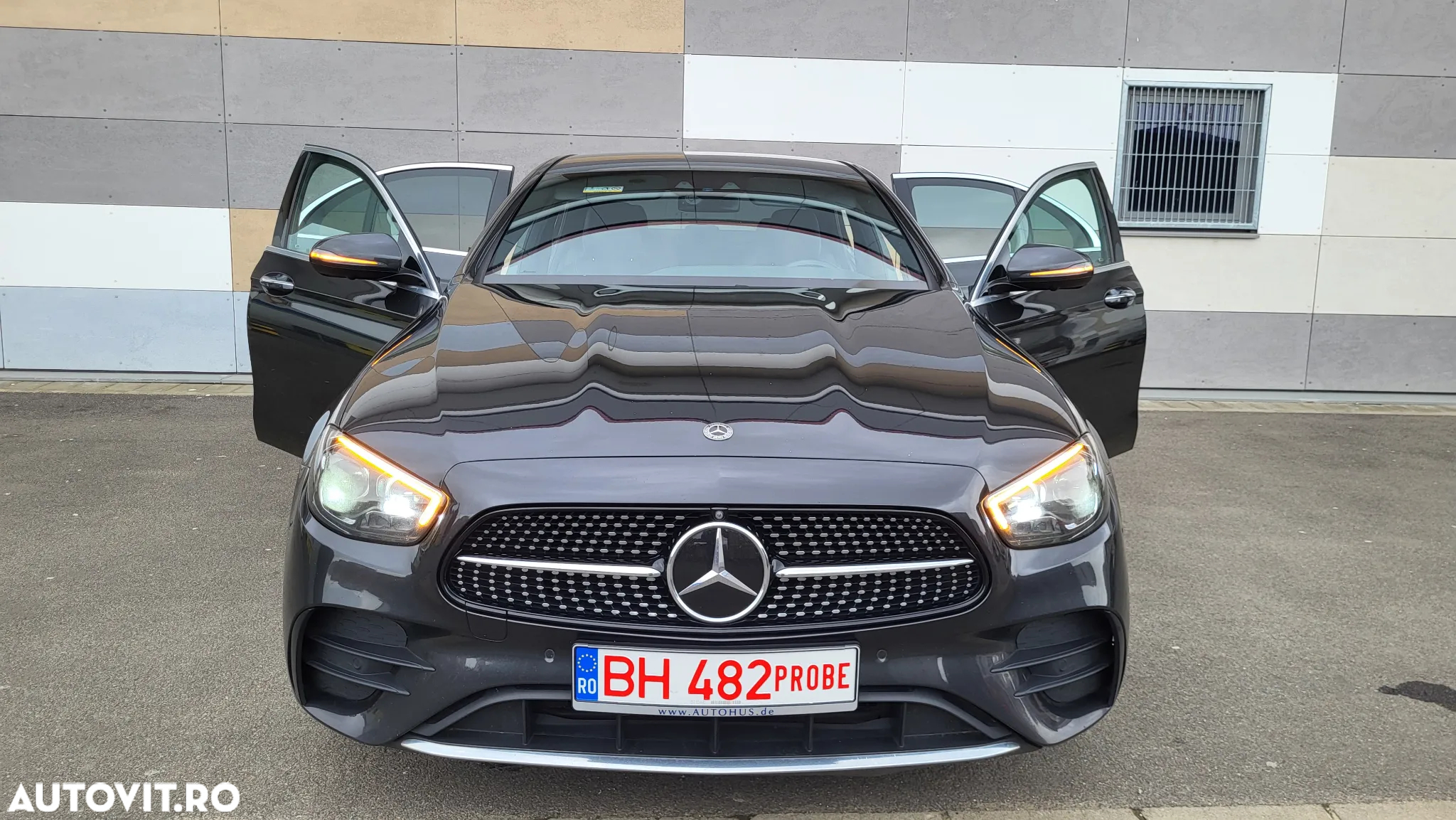 Mercedes-Benz E - 17