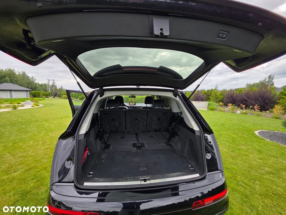 Audi Q7 - 16