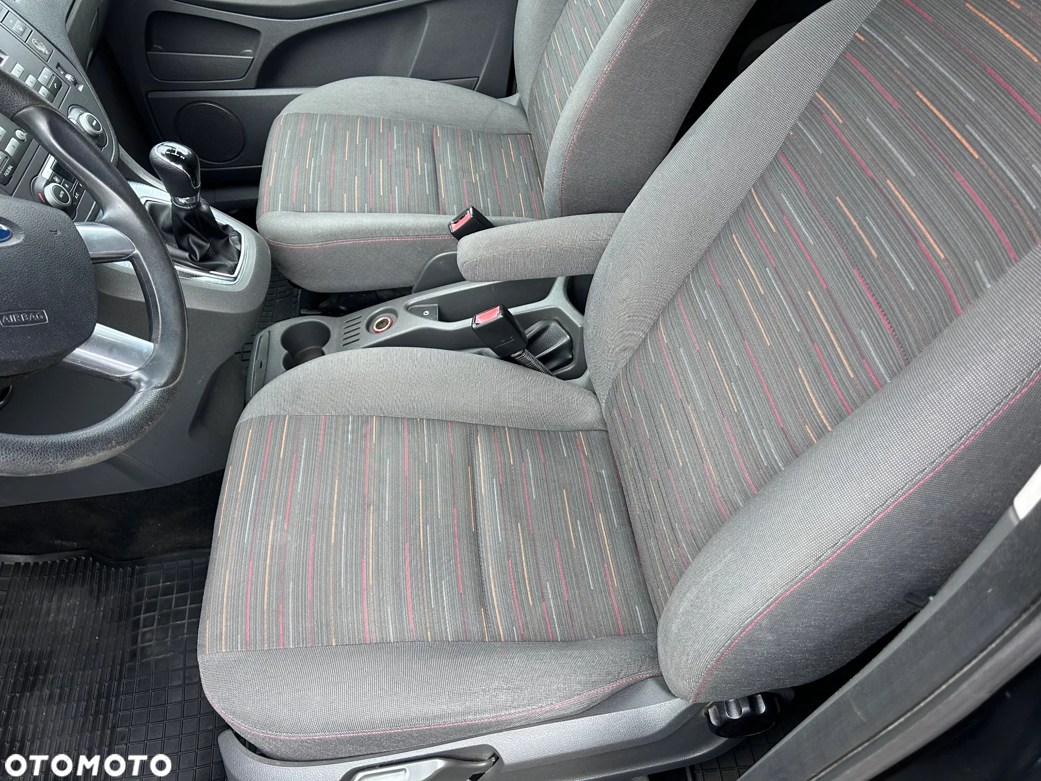 Ford C-MAX 1.8 Titanium - 10