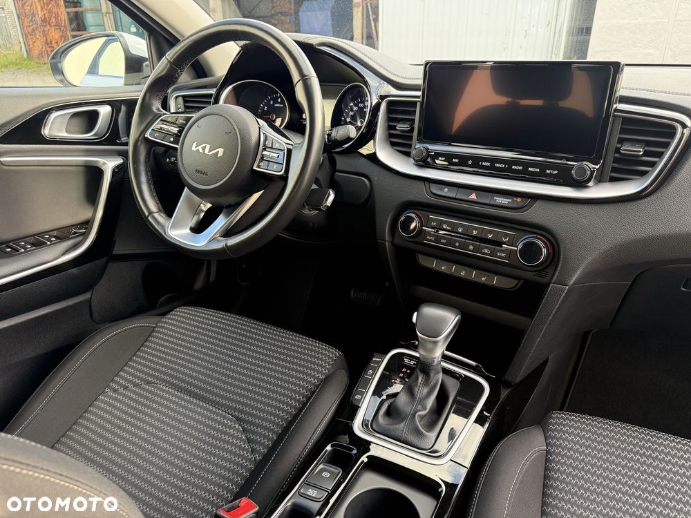 Kia Ceed - 6
