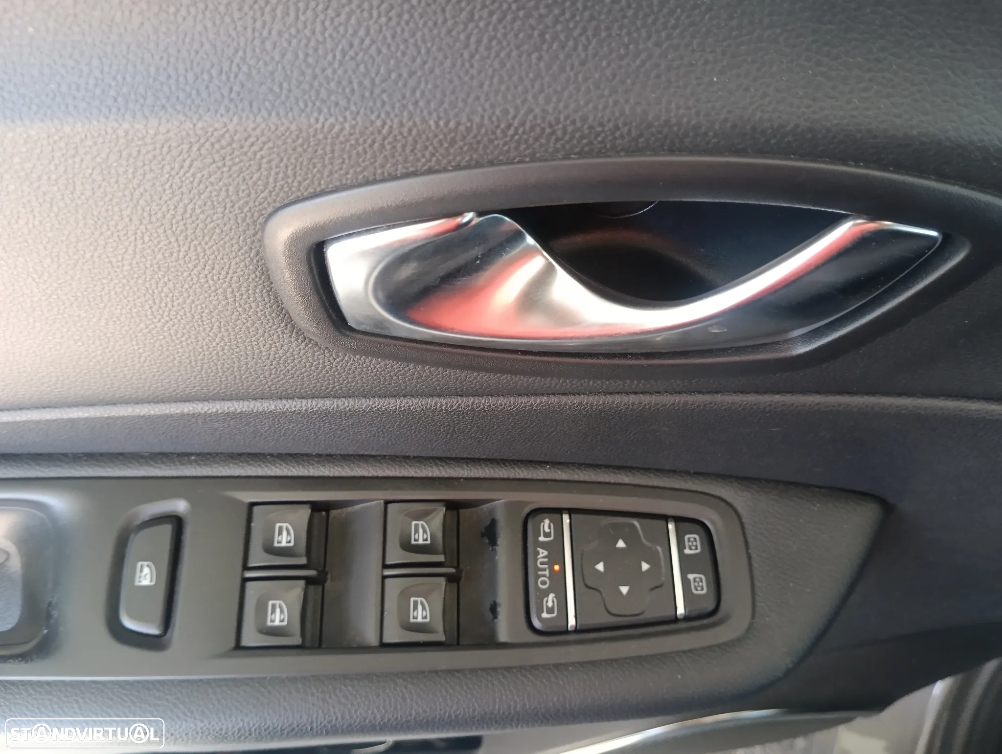 Renault Captur 1.5 dCi Red Edition - 6