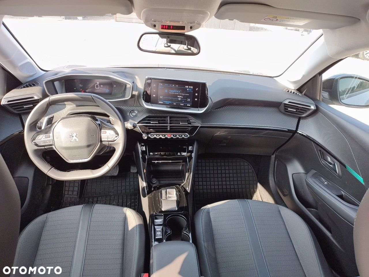 Peugeot 208 1.2 PureTech Allure Pack S&S EAT8 - 8