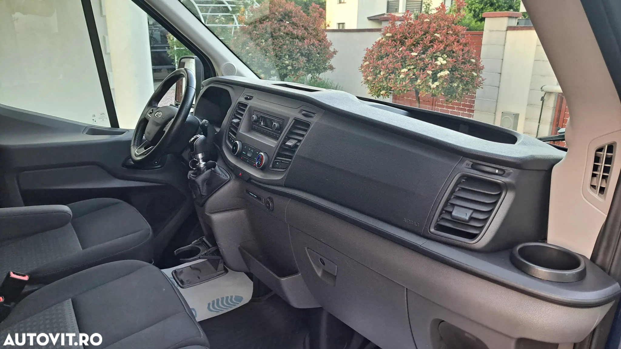 Ford Transit 350 2.0 EcoBlue 170 CP L3H2 Kombi FWD Trend - 28