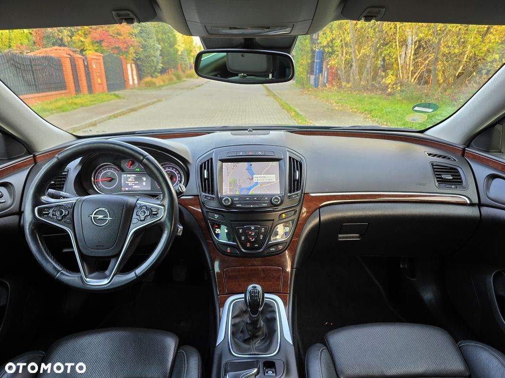 Opel Insignia - 15