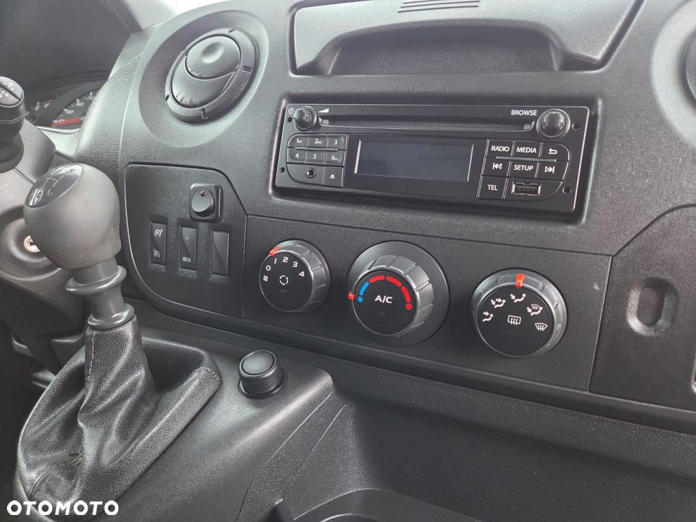 Renault MASTER NV400 L2H2 2.3DCI 130KM KLIMA CZUJNIKI ZADBANY ORYGINAŁ LAKIER DO JAZDY - 9