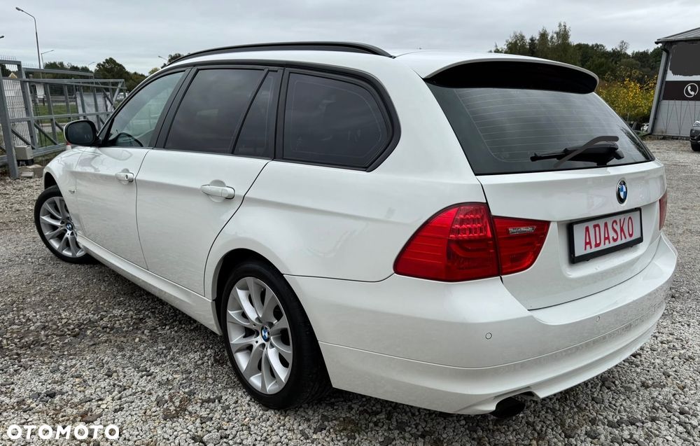 BMW Seria 3 318d - 4