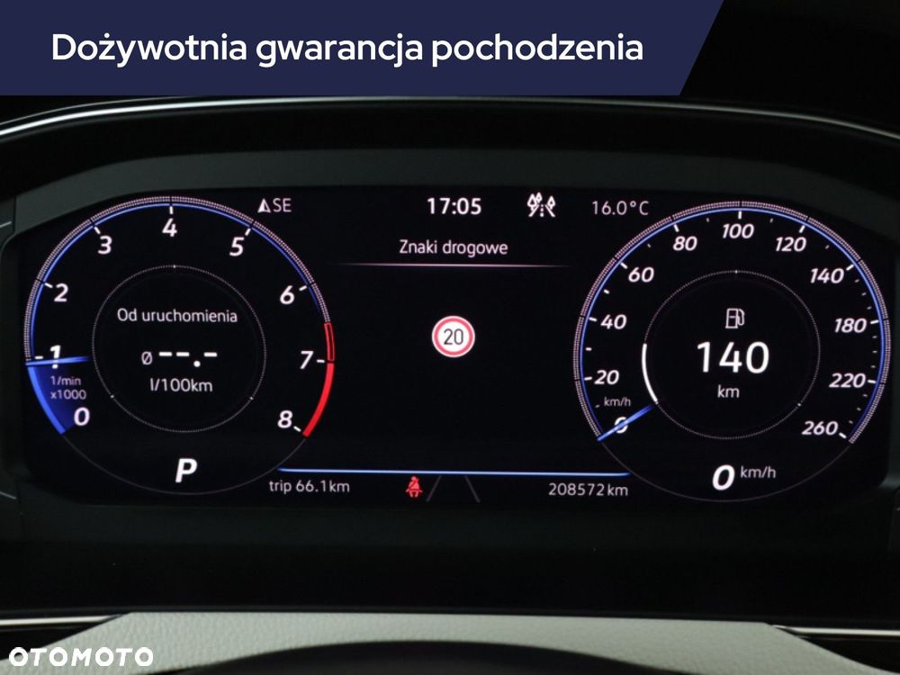 Volkswagen Passat - 13