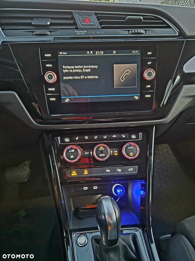 Volkswagen Touran 2.0 TDI BMT Highline DSG - 11