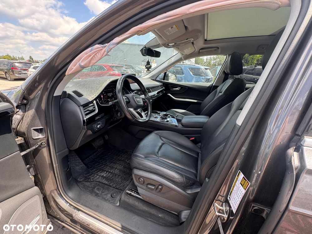 Audi Q7 3.0 TFSI Quattro Tiptronic - 11