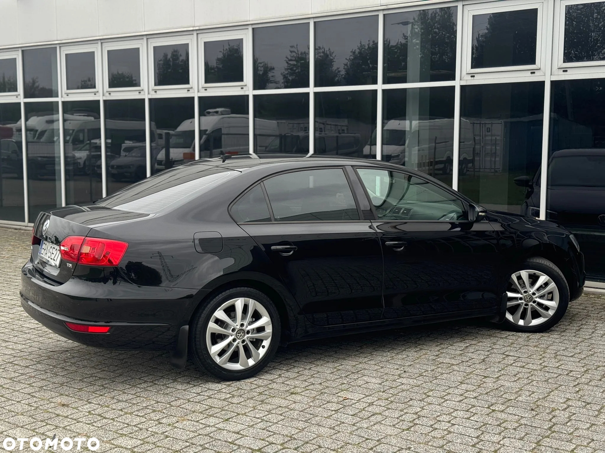 Volkswagen Jetta 1.6 TDI Comfortline - 22