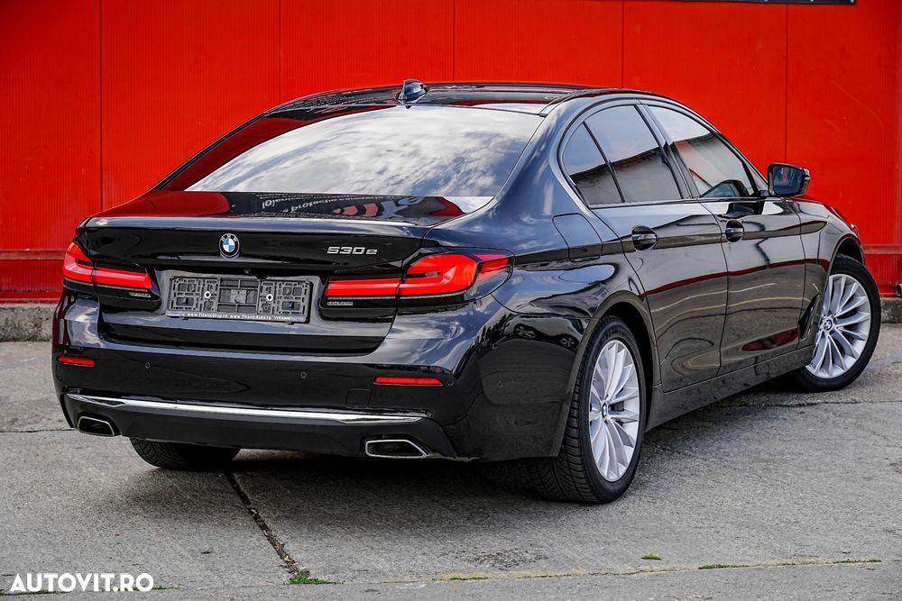 BMW Seria 5 530e AT PHEV - 11