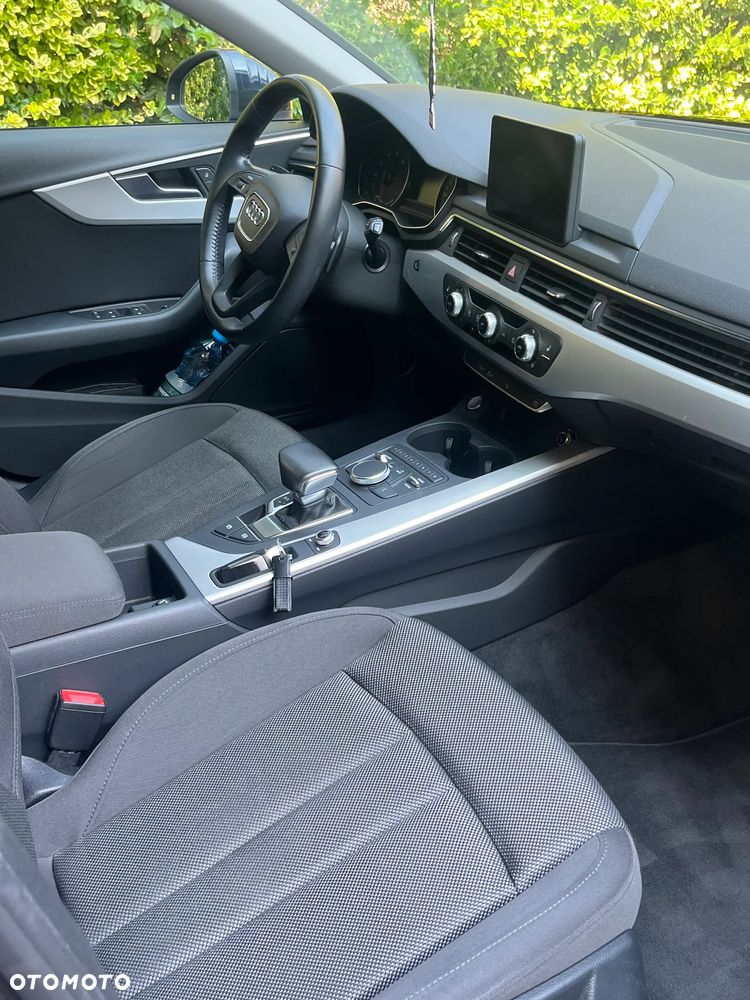 Audi A4 Avant 1.4 TFSI S tronic - 12
