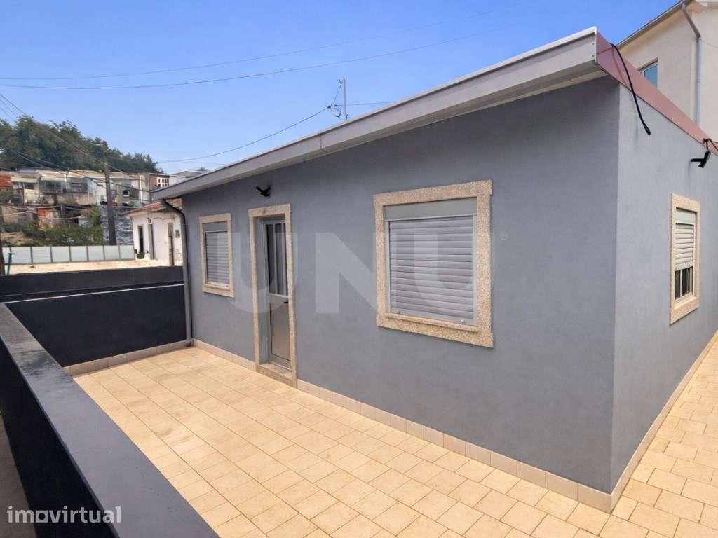 Conjunto de 3 Moradias Térreas - Investimento com Rendimento Imediato - Grande imagem: 3/20
