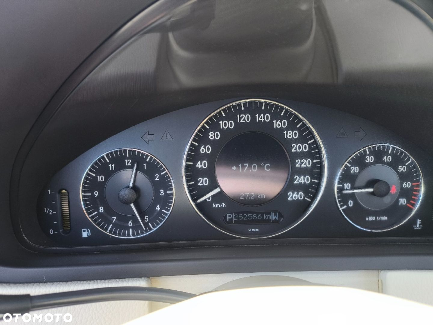 Mercedes-Benz CLK - 18