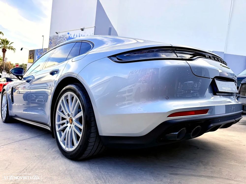 Porsche Panamera 4 E-Hybrid Platinum Edition - 49