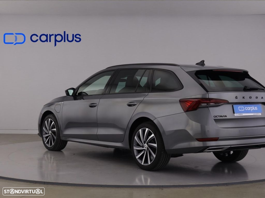 Skoda Octavia 1.4 TSI iV Sportline DSG - 5