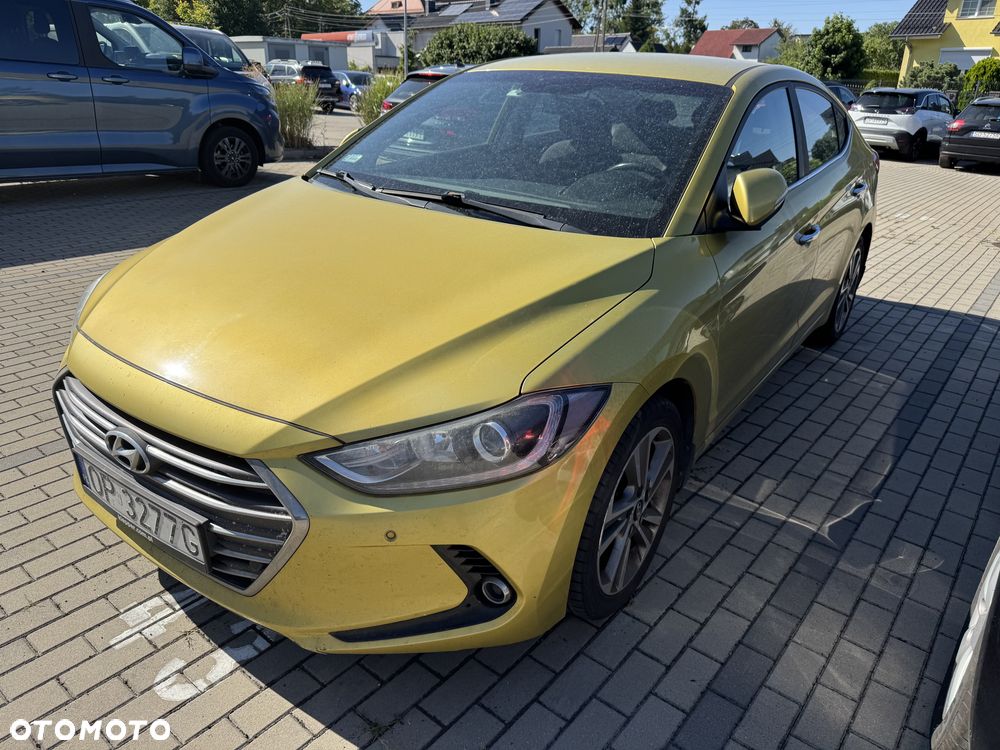 Hyundai Elantra 1.6 CRDi Classic + - 4
