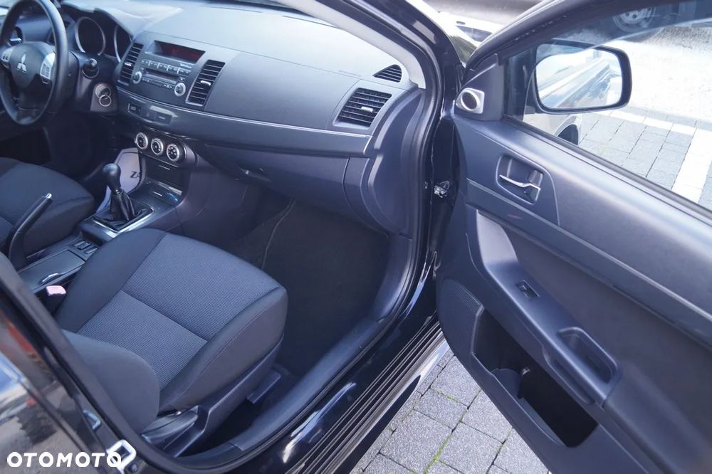 Mitsubishi Lancer 1.8 Instyle - 27