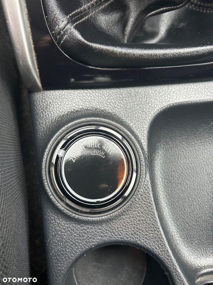 Mitsubishi L200 Pick Up 4x4 S&S Club Cab Diamant Edition - 27