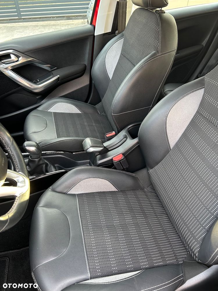 Peugeot 2008 - 15