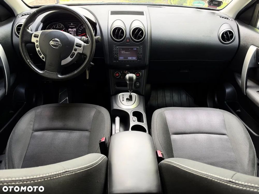 Nissan Qashqai - 12
