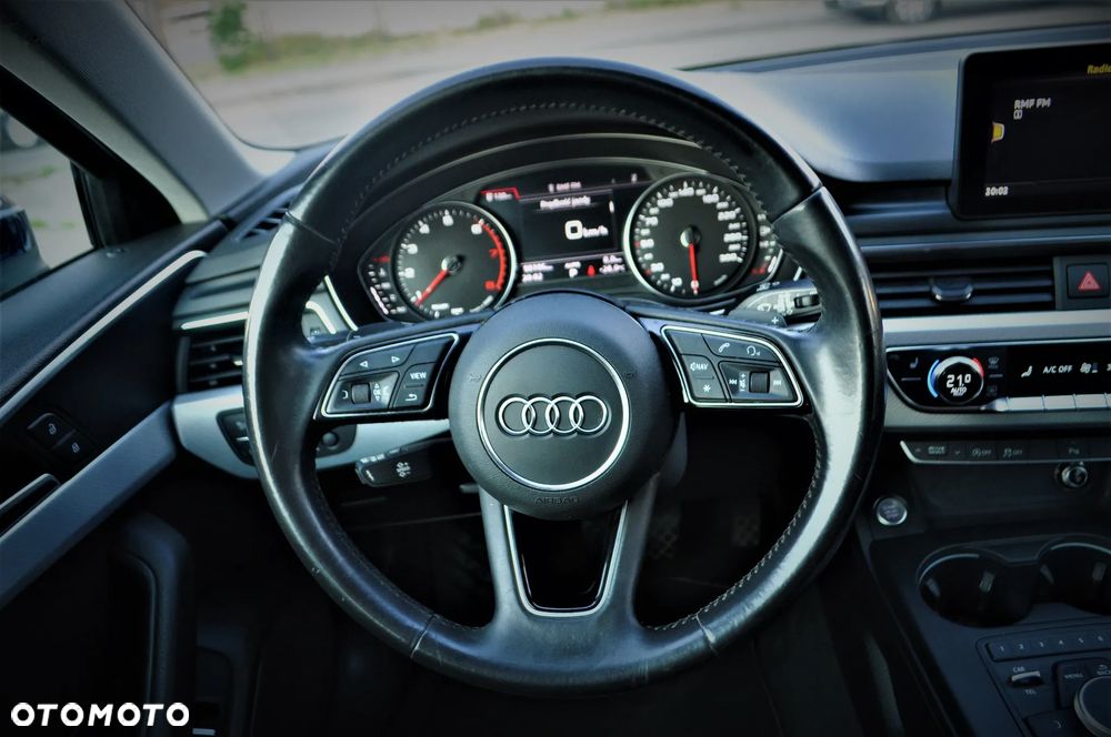 Audi A4 Avant 2.0 TFSI ultra S tronic design - 12