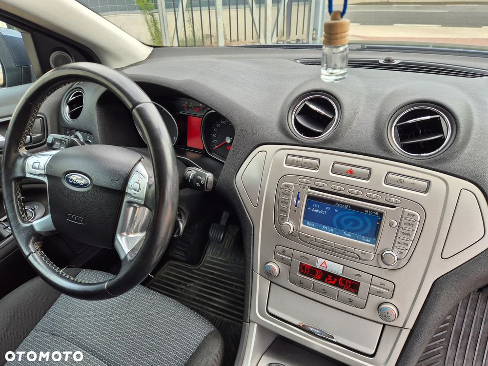 Ford Mondeo 1.8 TDCi Titanium - 8