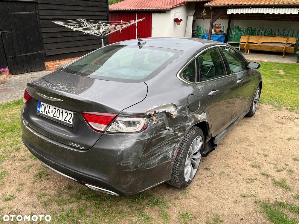 Chrysler 200 - 3