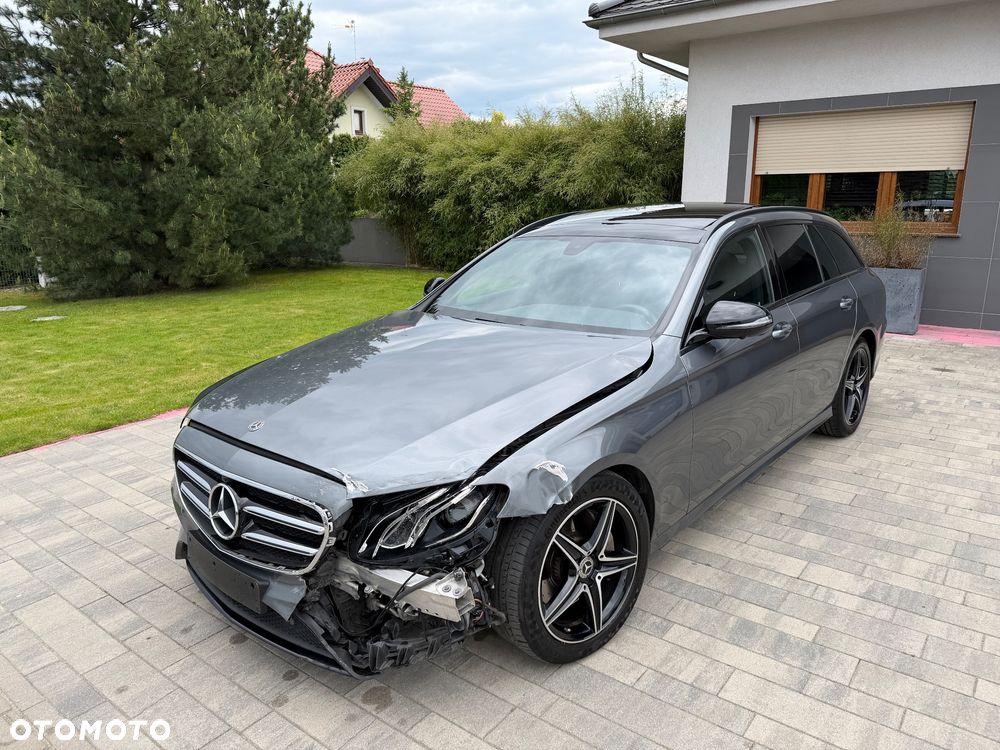 Mercedes-Benz Klasa E 200 d 9G-TRONIC AMG Line - 12
