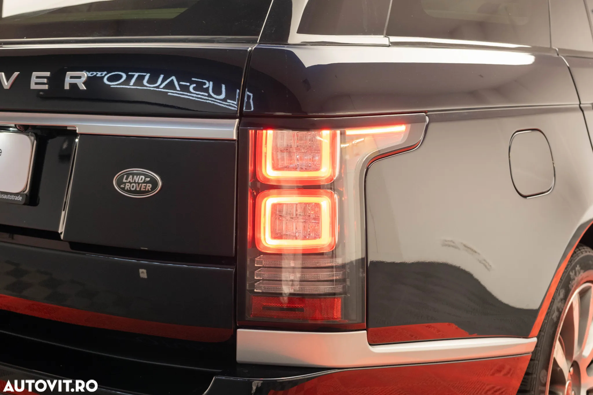 Land Rover Range Rover 3.0 I TDV6 Vogue - 15