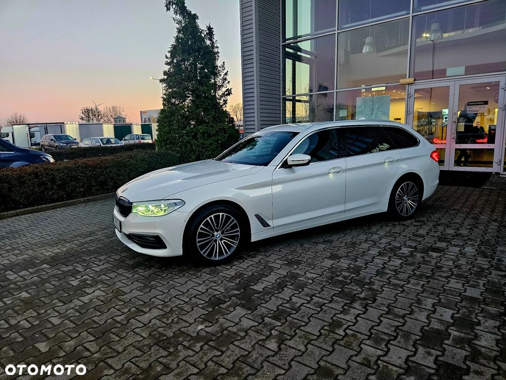 BMW Seria 5 520d xDrive Sport Line - 14