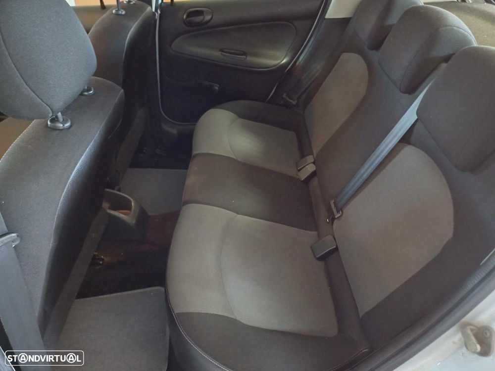 Peugeot 206 1.4 XT - 9