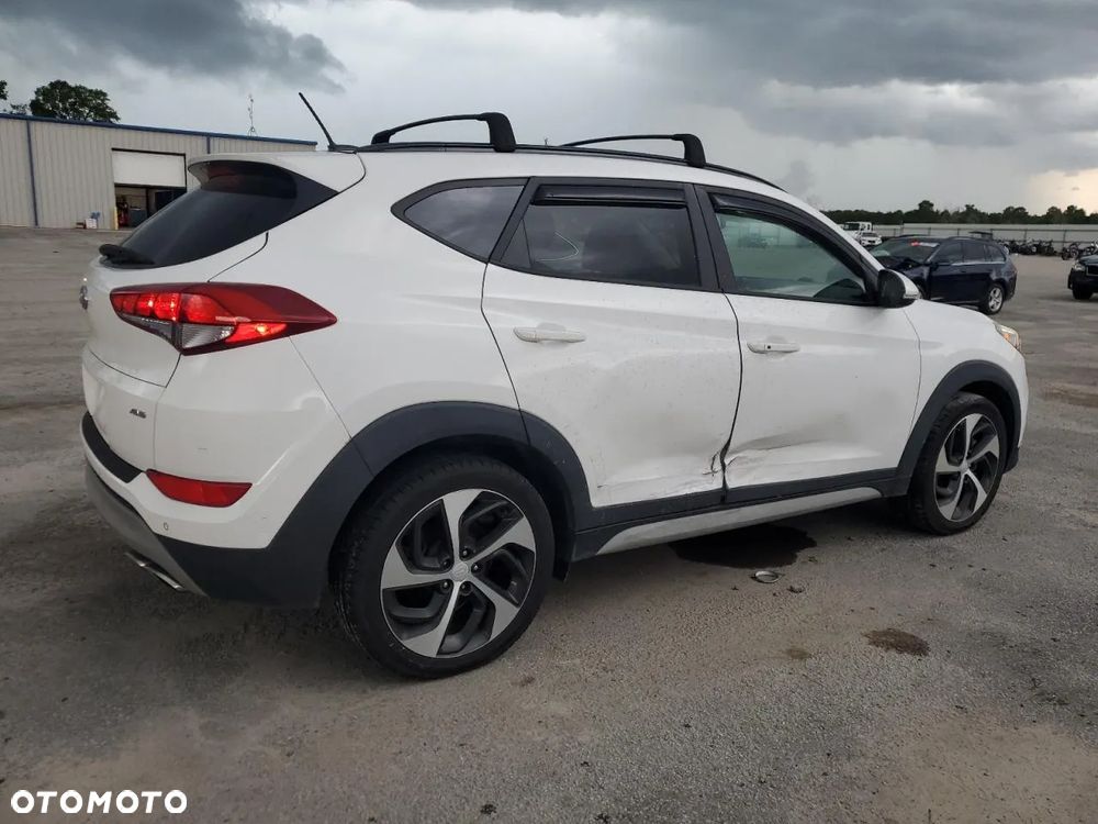 Hyundai Tucson - 3