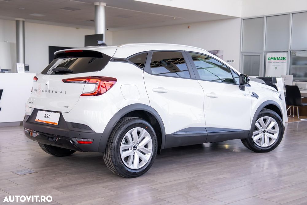 Mitsubishi ASX - 10
