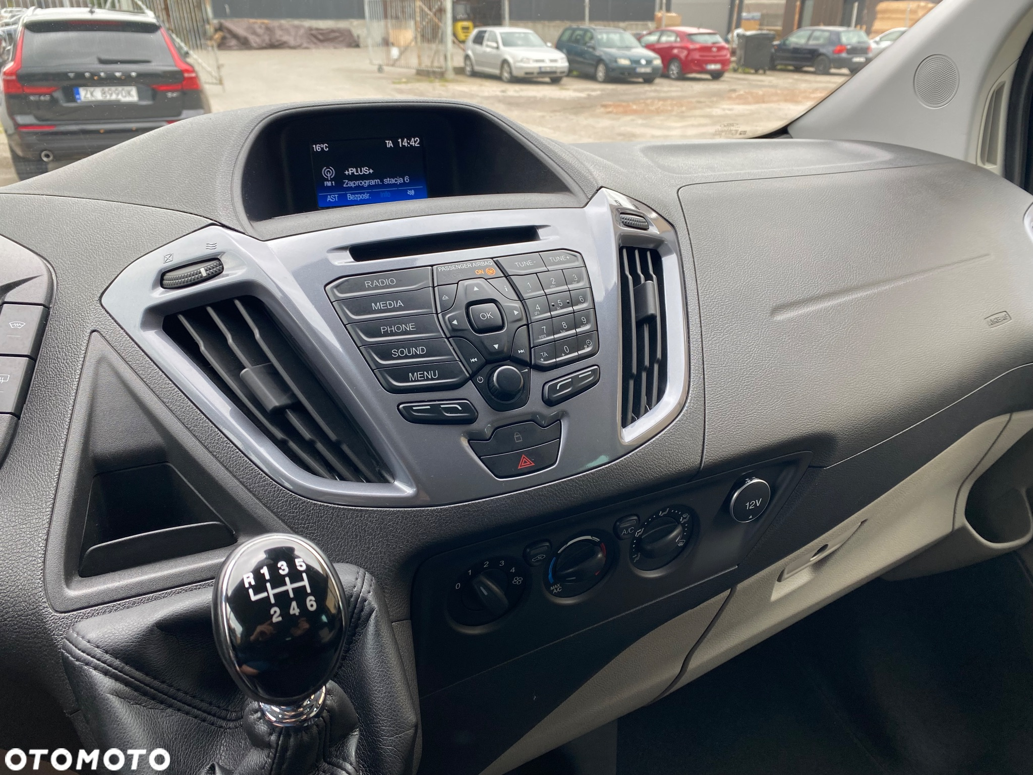 Ford Tourneo Custom 2.0 TDCi L1 Titanium - 17