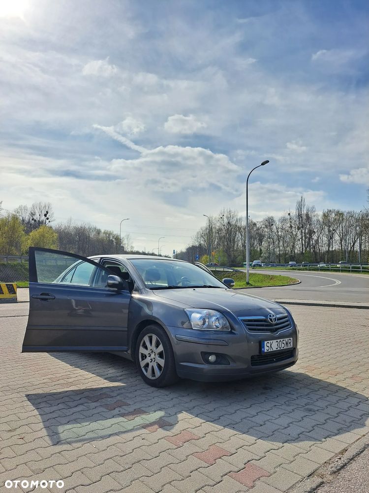 Toyota Avensis 2.0 VVT-i Sol plus - 6