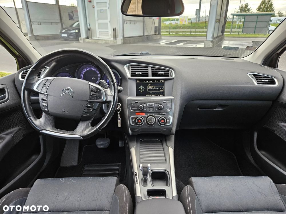Citroën C4 e-HDi 110 EGS6 Stop/Start System Exclusive - 17
