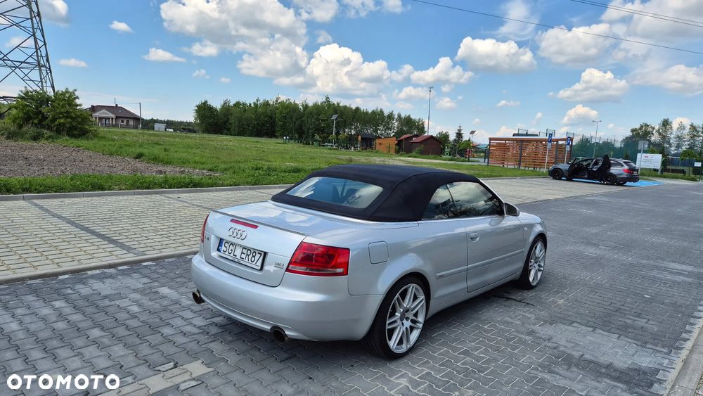Audi A4 Cabrio - 4