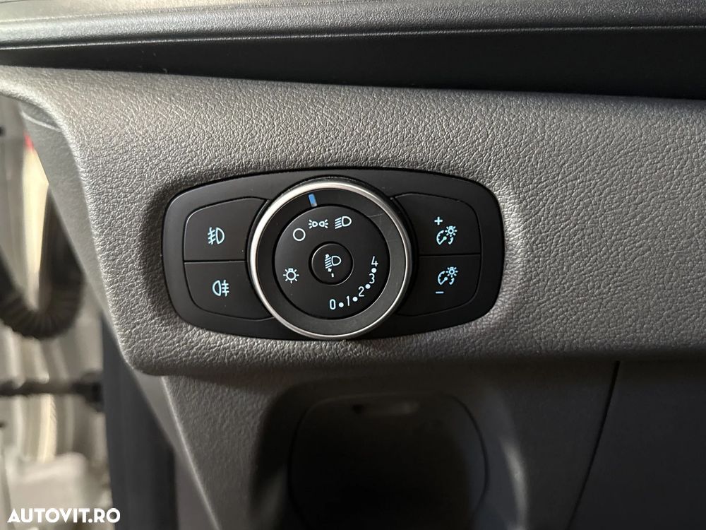 Ford Transit Custom - 14